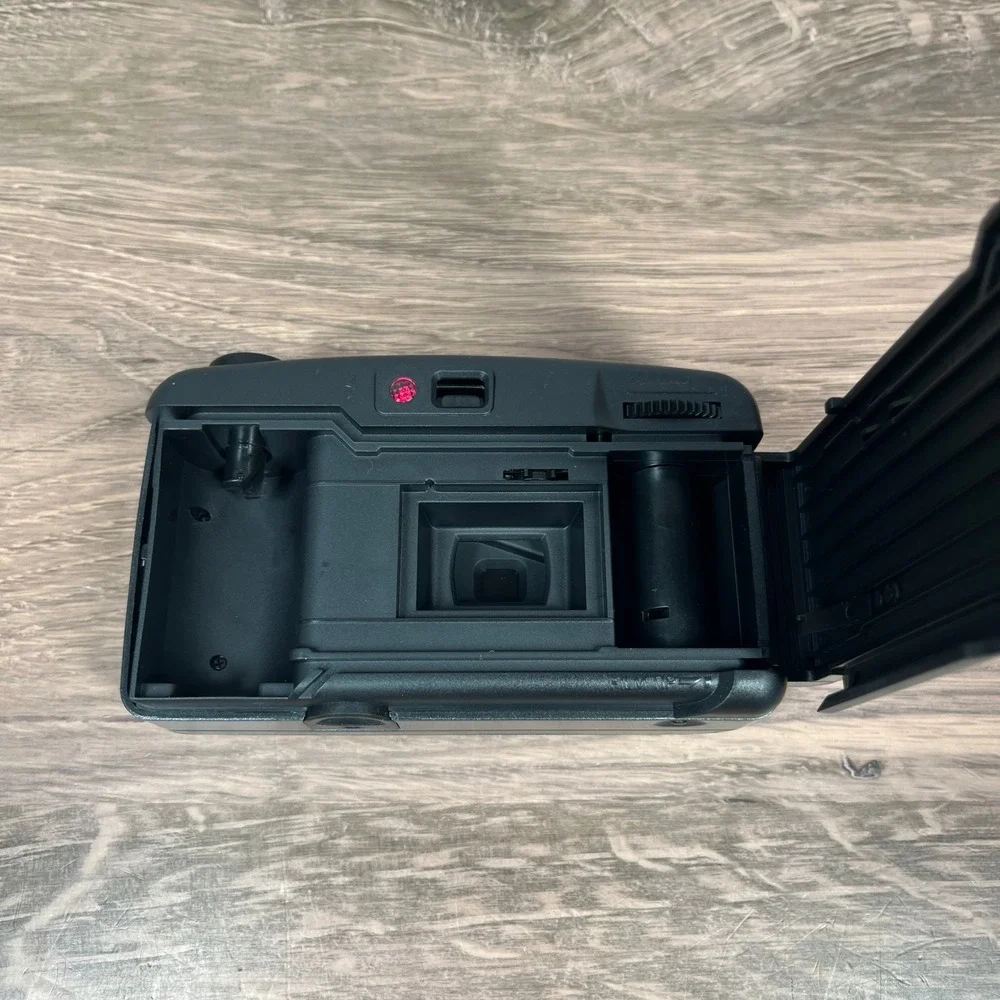 Snap Sights 35mm Film Camera Gray Waterproof Casing 100ft Manual